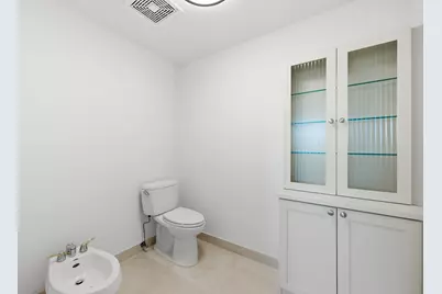 1063 Hillsboro Mile #301, Pompano Beach, FL 33062 - Photo 36