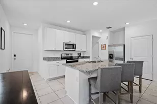 364 SE Sea Hunt Wy, Stuart, FL 34994 - Photo 4