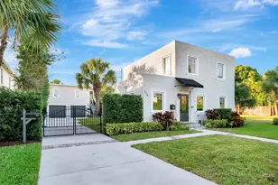 354 Marlborough Pl, West Palm Beach, FL 33405 - Photo 1
