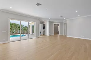 248 Honeysuckle Dr, Jupiter, FL 33458 - Photo 6
