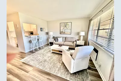 47 Salisbury B, West Palm Beach, FL 33417 - Photo 2