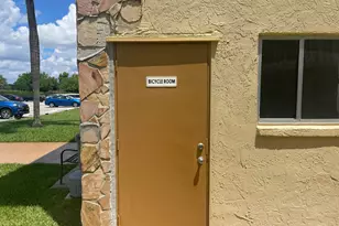 500 Village Green Cir W, Palm Springs, FL 33461 - Photo 18