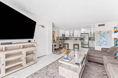 1006 Green Pine Boulevard #F1, West Palm Beach, FL 33409 - Photo 2