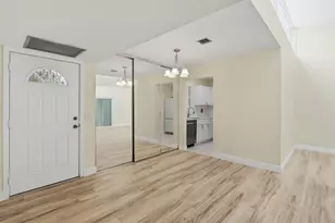 2534 Boundbrook Dr S, West Palm Beach, FL 33406 - Photo 6