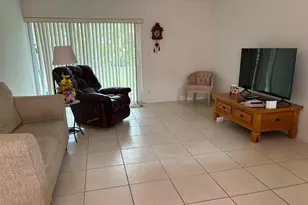 26 Golfs Edge D, West Palm Beach, FL 33417 - Photo 8
