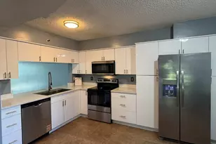 2202 S Cypress Bend Dr, Pompano Beach, FL 33069 - Photo 12