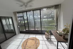 2202 S Cypress Bend Dr, Pompano Beach, FL 33069 - Photo 6