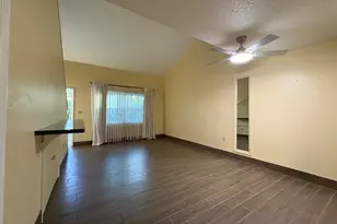 802 Shorewinds Dr, Fort Pierce, FL 34949 - Photo 2
