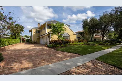 2883 Banyan Boulevard Circle NW, Boca Raton, FL 33431 - Photo 6