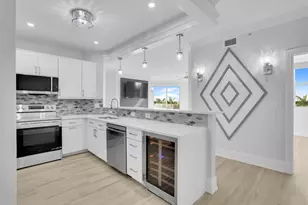 804 E Windward Way, Lantana, FL 33462 - Photo 1