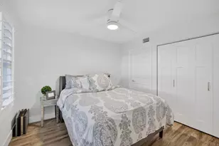 237 City View Dr, Fort Lauderdale, FL 33311 - Photo 32