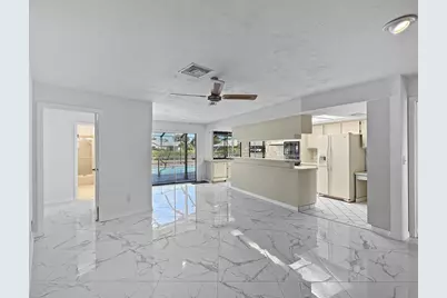 5506 Echo Pines Circle W, Fort Pierce, FL 34951 - Photo 10