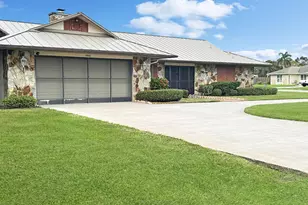 5506 Echo Pines Cir W, Fort Pierce, FL 34951 - Photo 2