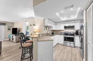 1000 Crestwood Ct S, Royal Palm Beach, FL 33411 - Photo 2