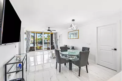 18 Royal Palm Way #109, Boca Raton, FL 33432 - Photo 10