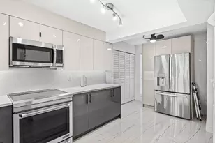 18 Royal Palm Way, Boca Raton, FL 33432 - Photo 6