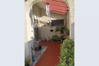 5665 Lakeview Mews Drive, Boynton Beach, FL 33437 - Photo 6