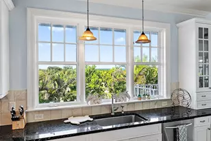 511 Saturn Ln, Juno Beach, FL 33408 - Photo 10