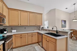 8536 Logia Cir, Boynton Beach, FL 33472 - Photo 6