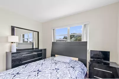 7110 NW 73rd Avenue, Tamarac, FL 33321 - Photo 6