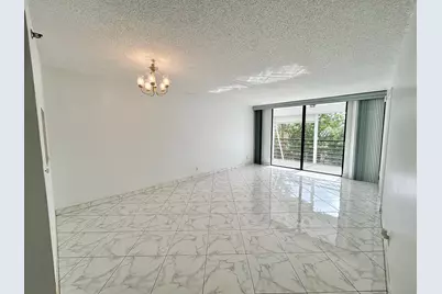 4700 Lucerne Lakes Boulevard W #407, Lake Worth, FL 33467 - Photo 8