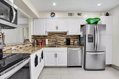140 Lake Meryl Drive #140, West Palm Beach, FL 33411 - Photo 6