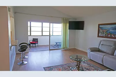 2601 Boundbrook Boulevard #206, Palm Springs, FL 33406 - Photo 8