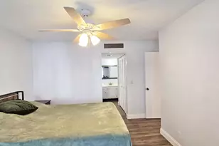 2601 Boundbrook Blvd, Palm Springs, FL 33406 - Photo 12