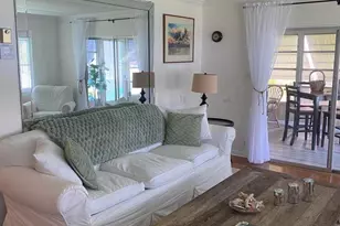 17 Madrid Ln, Port Saint Lucie, FL 34952 - Photo 8