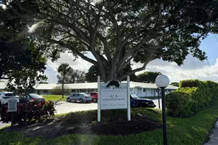 300 SW Golfview Terrace, Boynton Beach, FL 33426 - Photo 1