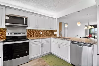 5785 Fairway Park Court #204, Boynton Beach, FL 33437 - Photo 2