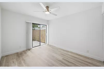 905 NW 22nd Avenue, Delray Beach, FL 33445 - Photo 16