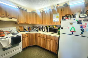 310 Knotty Pine Cir, Greenacres, FL 33463 - Photo 2