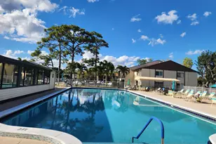 310 Knotty Pine Cir, Greenacres, FL 33463 - Photo 14