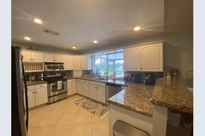 9928 Moss Pond Drive, Boca Raton, FL 33496 - Photo 8