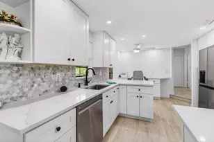 7727 La Mirada Dr, Boca Raton, FL 33433 - Photo 8