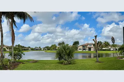 16831 Pavilion Way, Delray Beach, FL 33446 - Photo 2