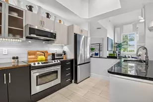 600 S Dixie Hwy, West Palm Beach, FL 33401 - Photo 12