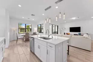 4757 Roldan Ct, Lake Worth, FL 33467 - Photo 8
