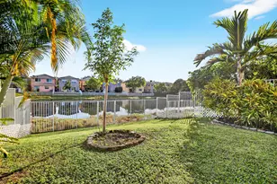9232 NW 55th St, Sunrise, FL 33351 - Photo 30