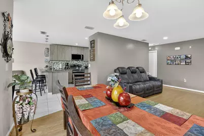 9232 NW 55th Street, Sunrise, FL 33351 - Photo 8