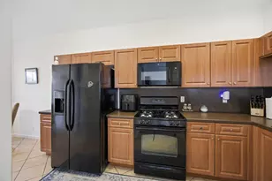 11200 SW Birch Tree Cir, Port Saint Lucie, FL 34987 - Photo 4