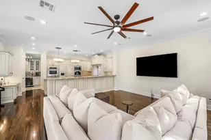 398 NE 7th St, Boca Raton, FL 33432 - Photo 16