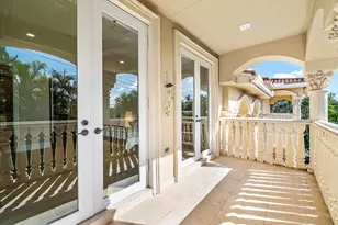 398 NE 7th St, Boca Raton, FL 33432 - Photo 46