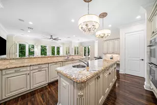 398 NE 7th St, Boca Raton, FL 33432 - Photo 22