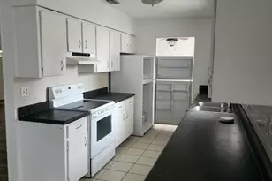 1197 SW Heather St, Port Saint Lucie, FL 34953 - Photo 10