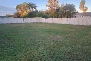 1197 SW Heather St, Port Saint Lucie, FL 34953 - Photo 22