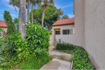 22 Via De Casas Sur #101, Boynton Beach, FL 33426 - Photo 1