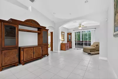 10564 Royal Caribbean Circle, Boynton Beach, FL 33437 - Photo 16