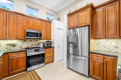 9305 Briarcliff Trace, Port Saint Lucie, FL 34986 - Photo 20